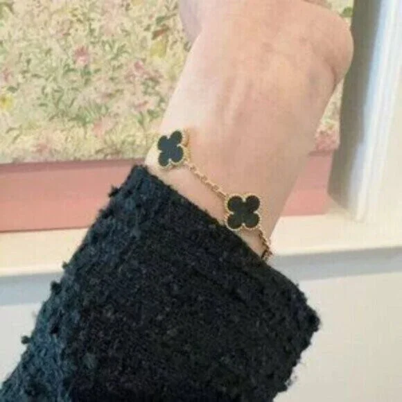 Authentic Van Cleef & Arpels Vintage Alhambra Bracelet